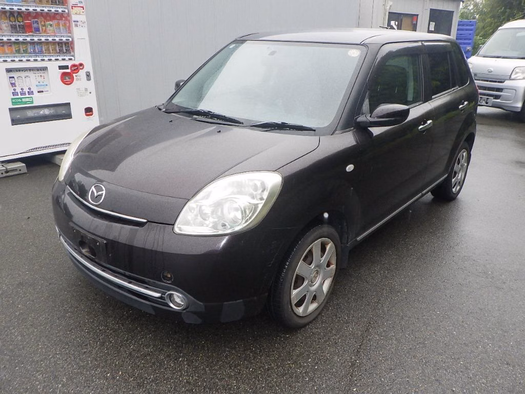 MAZDA VERISA