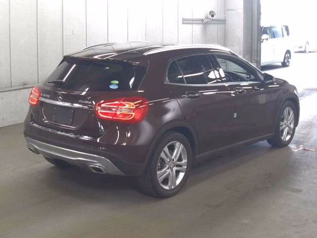 MERCEDES-BENZ GLA-CLASS