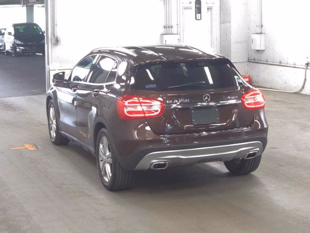 MERCEDES-BENZ GLA-CLASS