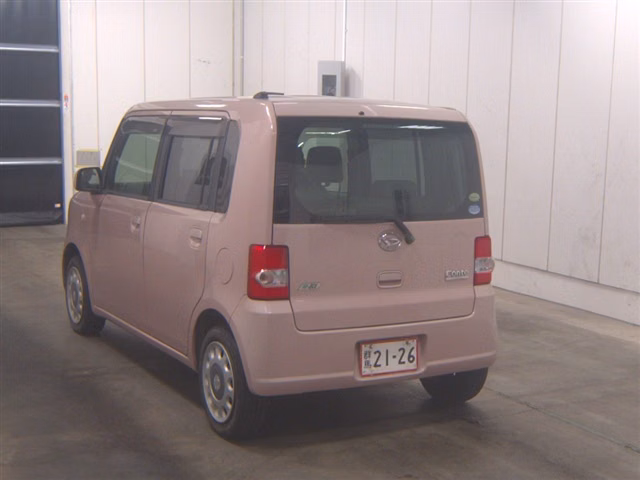 DAIHATSU MOVE CONTE