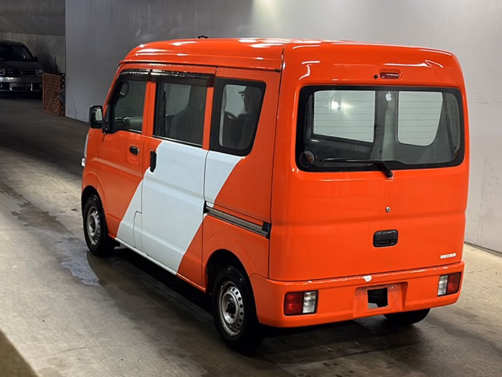 MITSUBISHI MINICAB