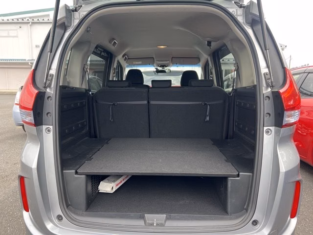 HONDA FREED+