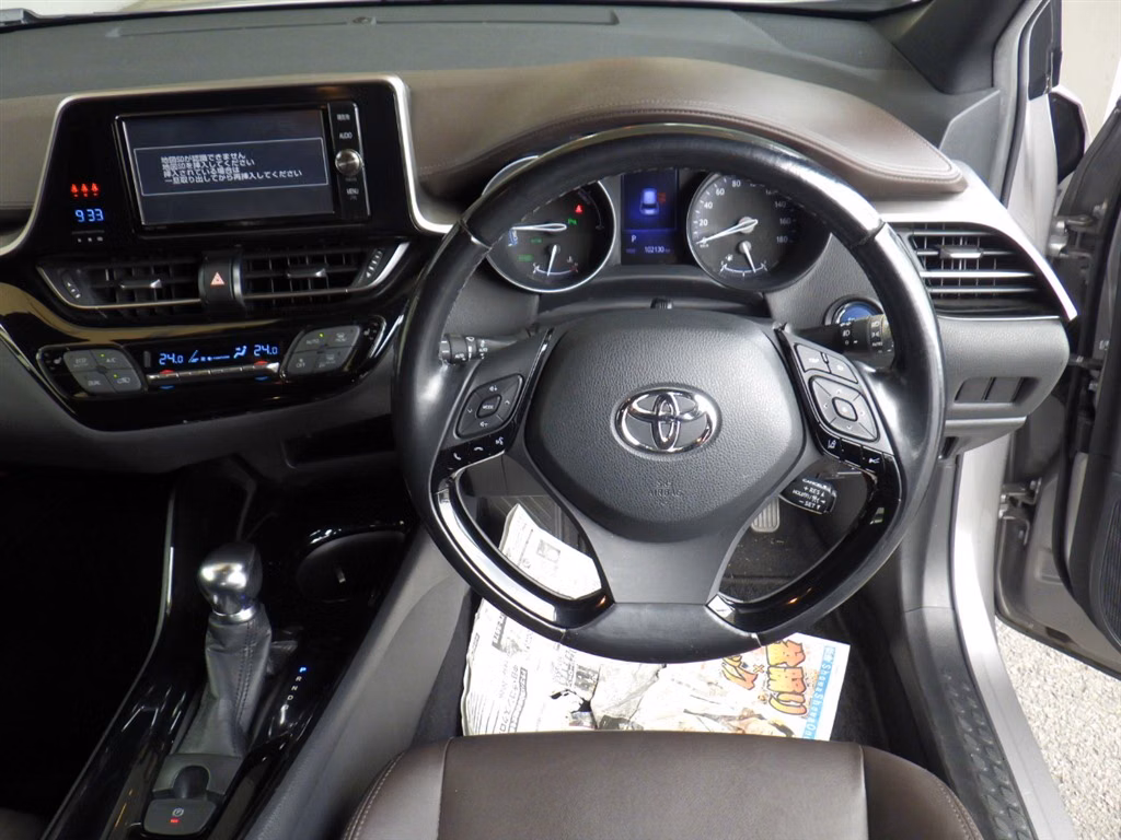 TOYOTA C-HR