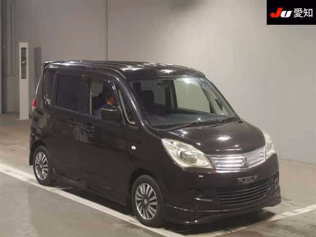 MITSUBISHI DELICA D:2