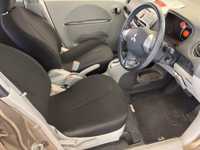 MITSUBISHI I