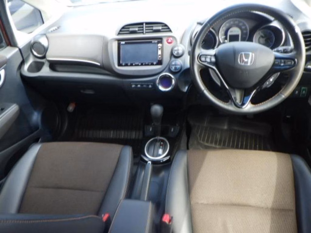 HONDA FIT SHUTTLE