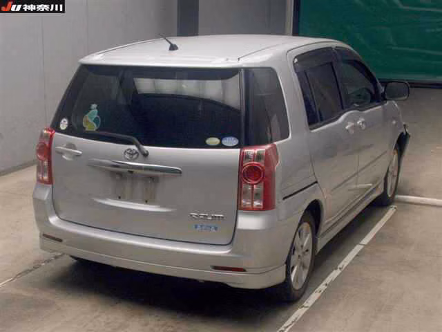 TOYOTA RAUM