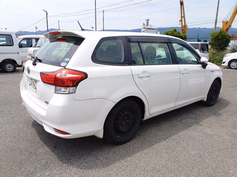 TOYOTA COROLLA FIELDER