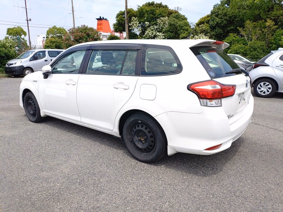 TOYOTA COROLLA FIELDER