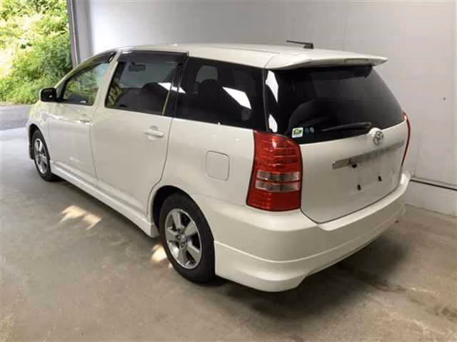 TOYOTA WISH
