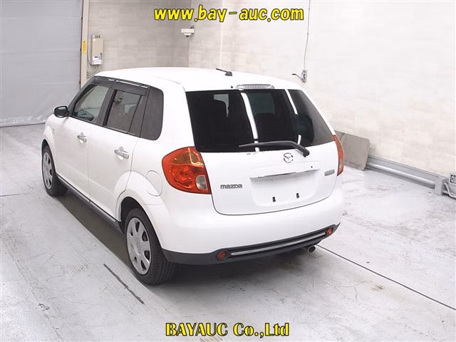 MAZDA VERISA