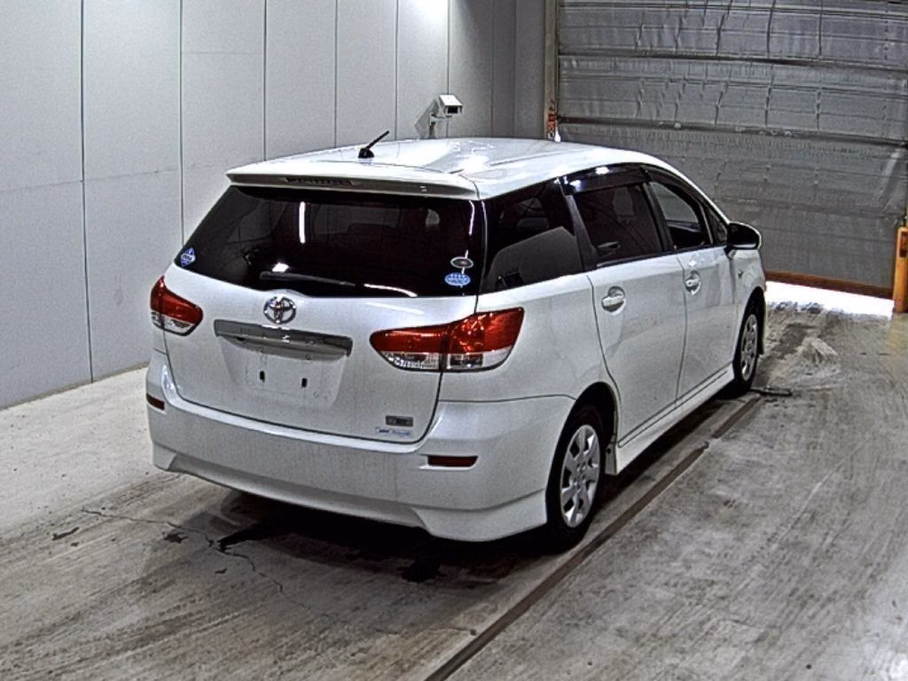 TOYOTA WISH