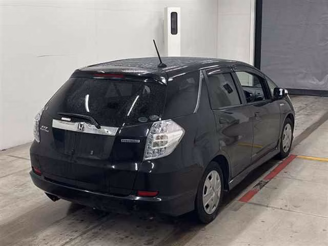 HONDA FIT SHUTTLE