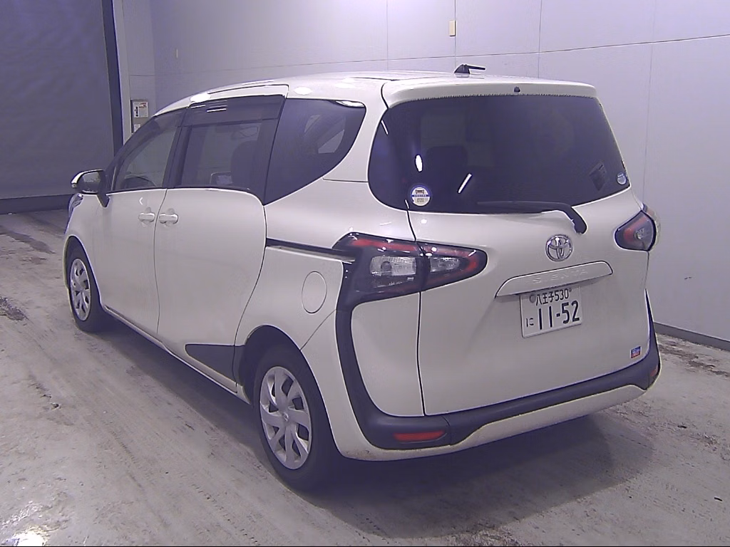 TOYOTA SIENTA