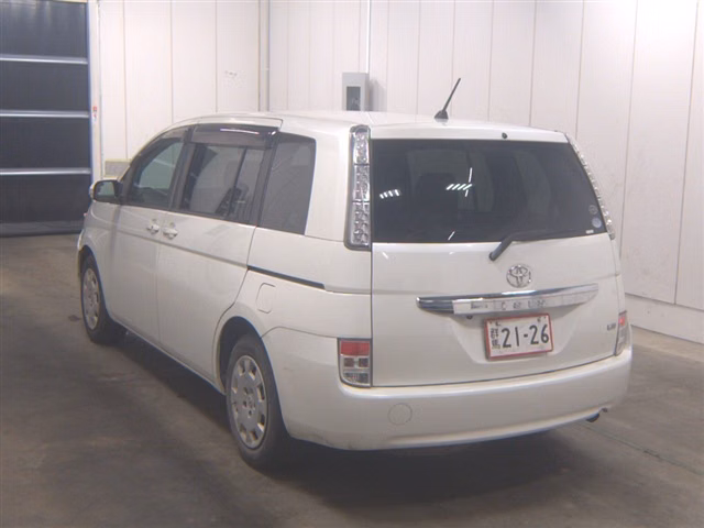 TOYOTA ISIS