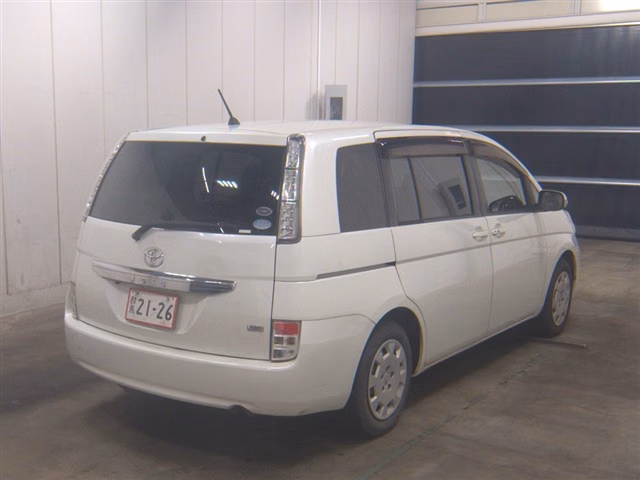 TOYOTA ISIS