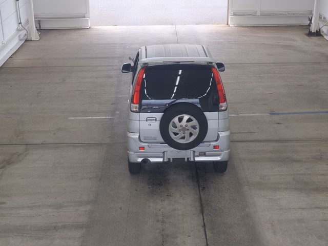 DAIHATSU TERIOS KID
