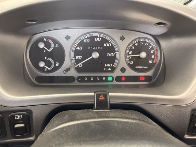 DAIHATSU TERIOS KID