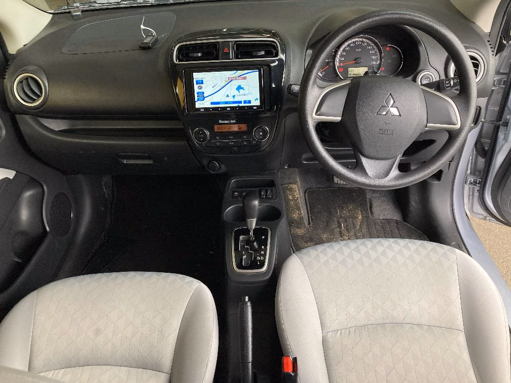 MITSUBISHI MIRAGE