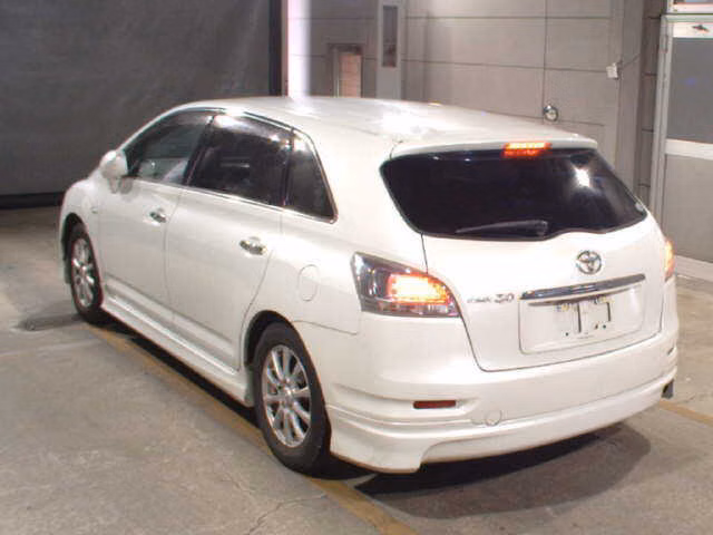 TOYOTA MARK X ZIO