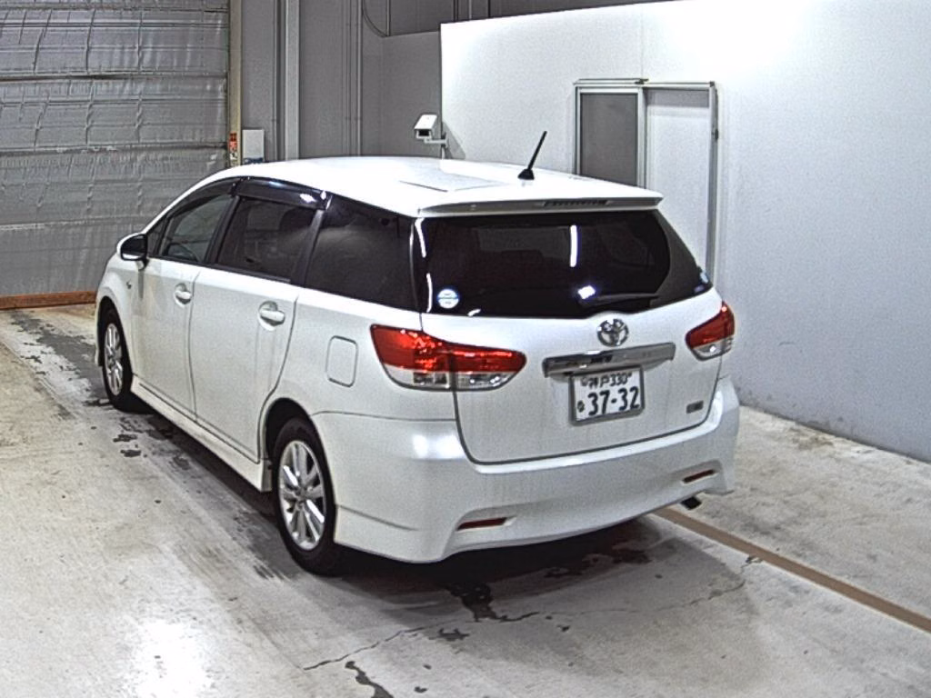 TOYOTA WISH