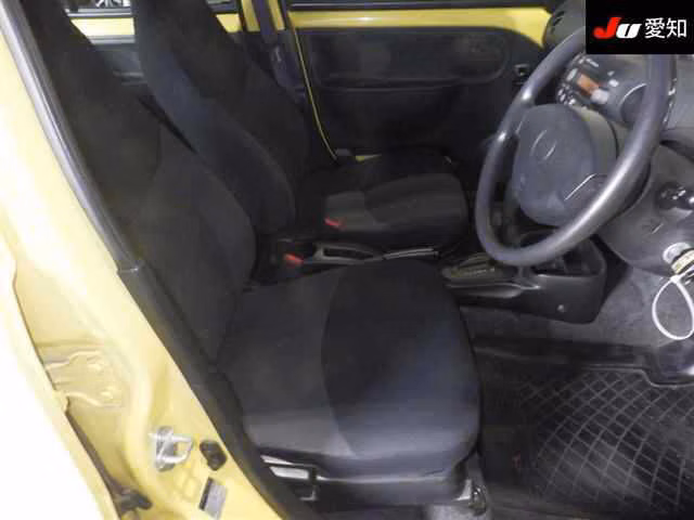 DAIHATSU ESSE