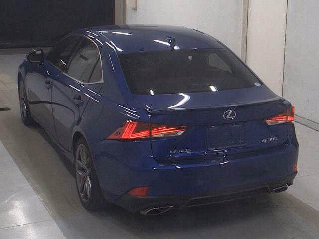 LEXUS IS300
