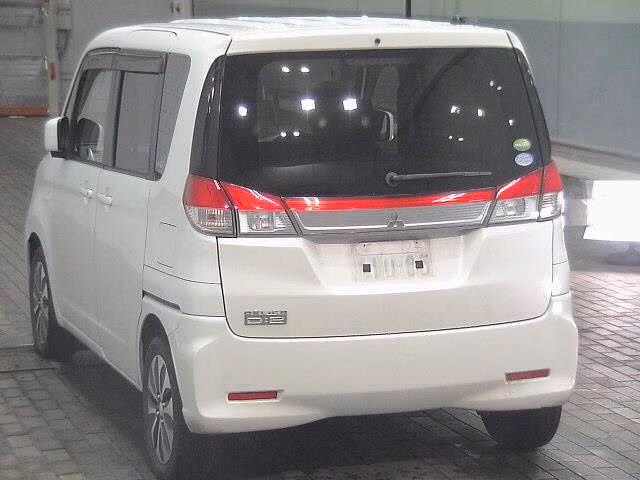 MITSUBISHI DELICA D:2