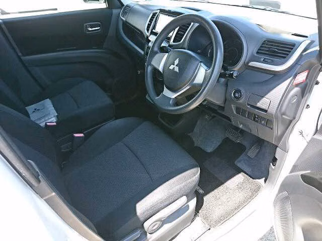 MITSUBISHI DELICA D:2