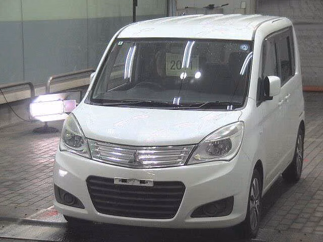 MITSUBISHI DELICA D:2
