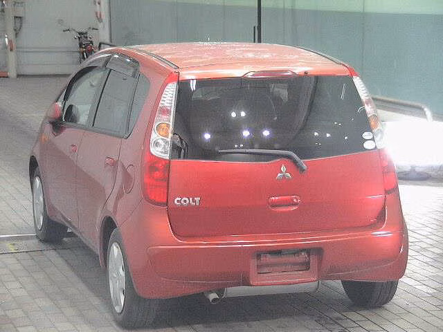 MITSUBISHI COLT