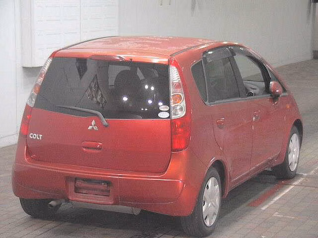 MITSUBISHI COLT