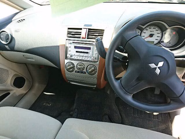MITSUBISHI COLT