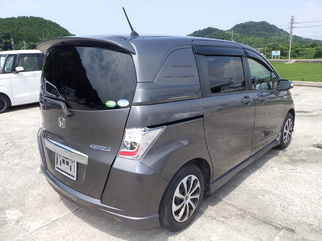 HONDA FREED