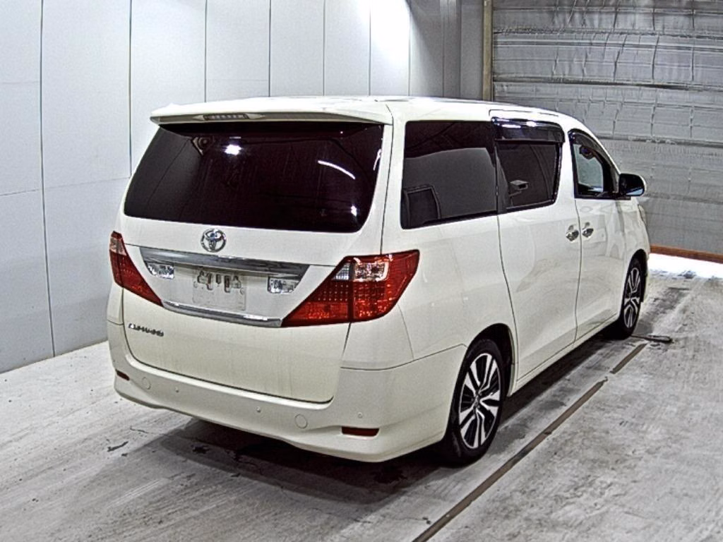 TOYOTA ALPHARD
