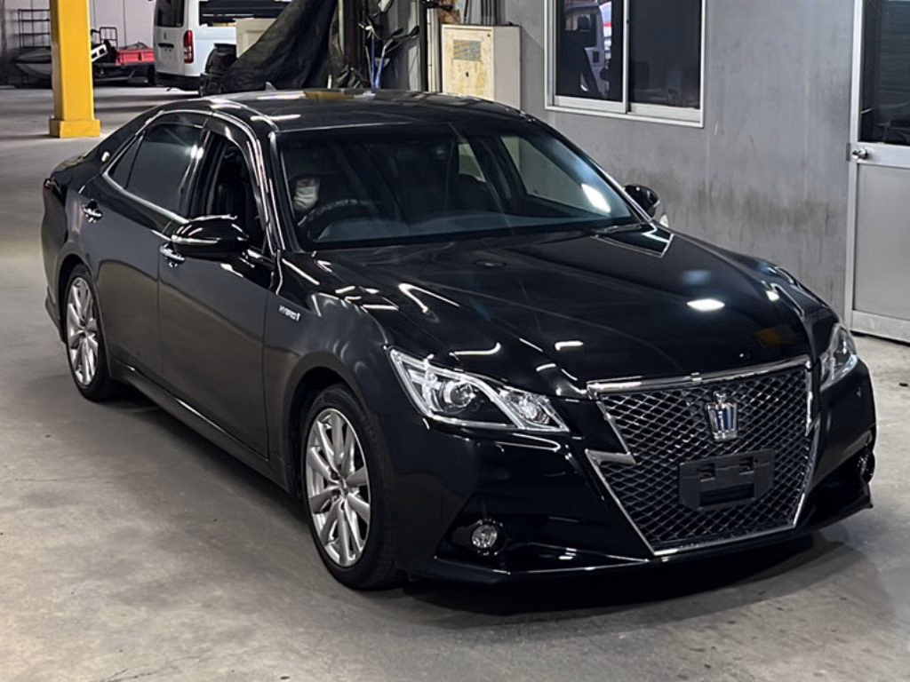 TOYOTA CROWN