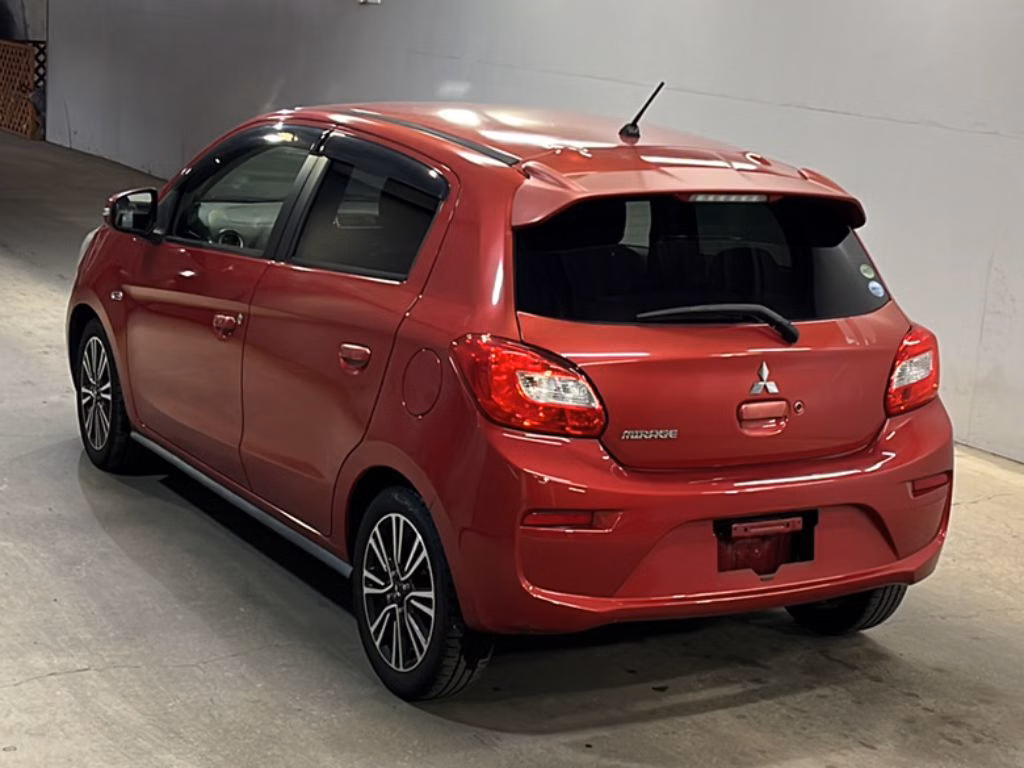 MITSUBISHI MIRAGE