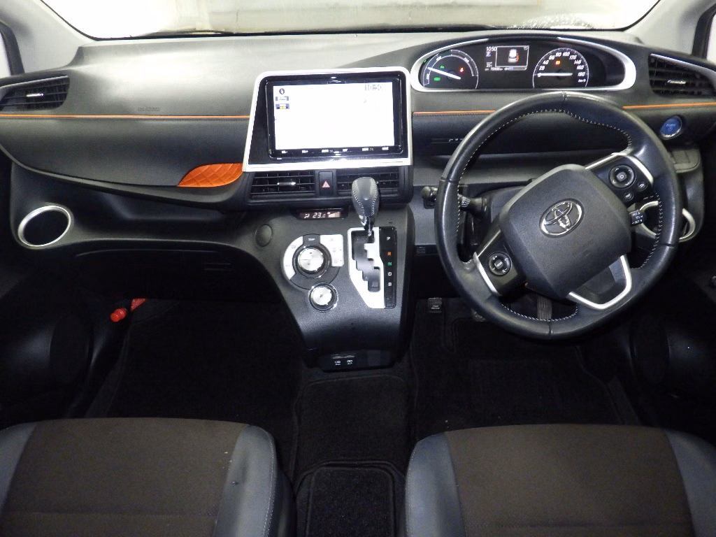 TOYOTA SIENTA