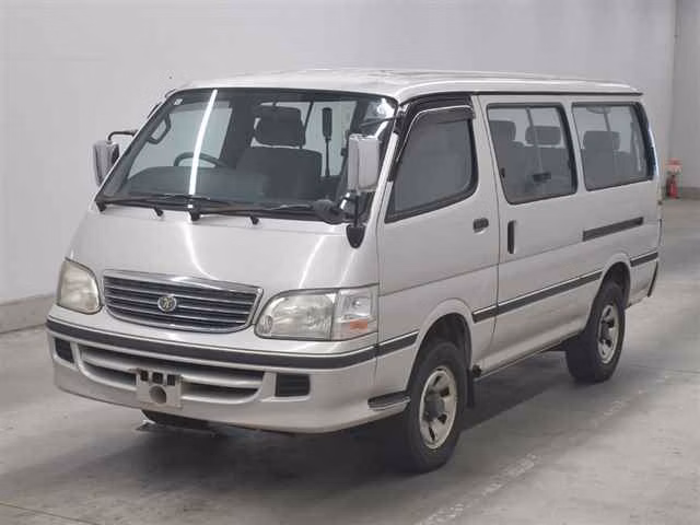 TOYOTA HIACE
