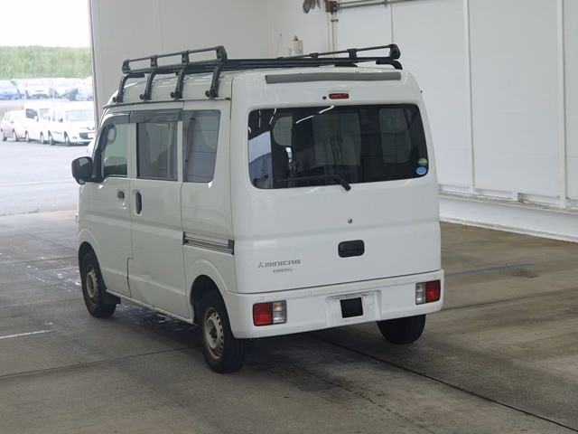 MITSUBISHI MINICAB