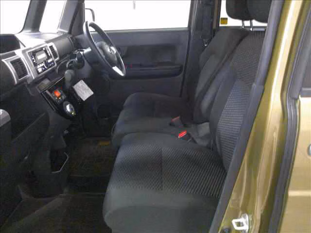 DAIHATSU WAKE