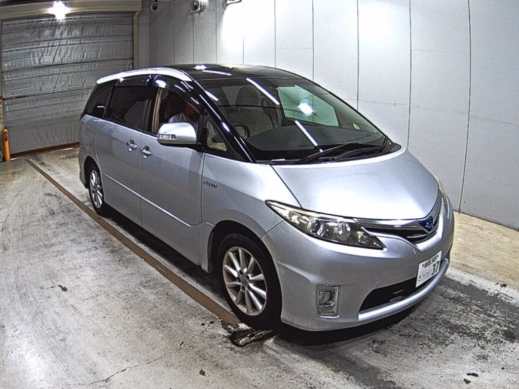 TOYOTA ESTIMA