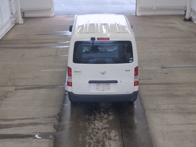 TOYOTA TOWN ACE