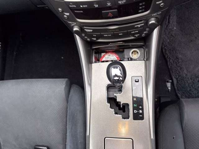 LEXUS IS250