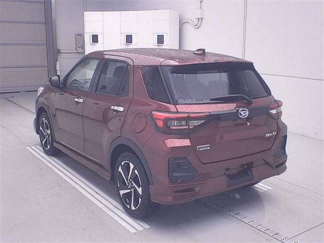 DAIHATSU ROCKY