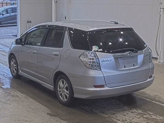 HONDA FIT SHUTTLE