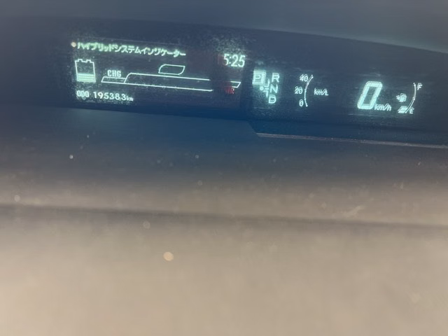 TOYOTA PRIUS