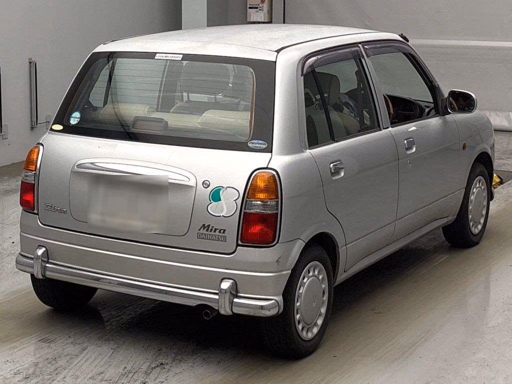 DAIHATSU MIRA GINO