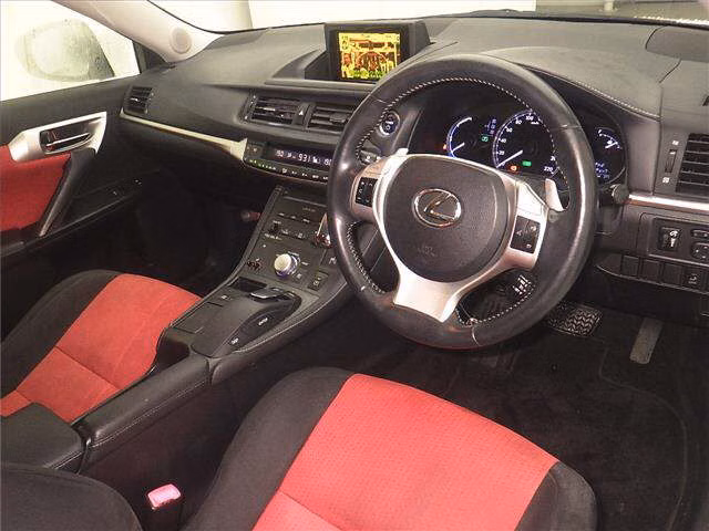 LEXUS CT200H