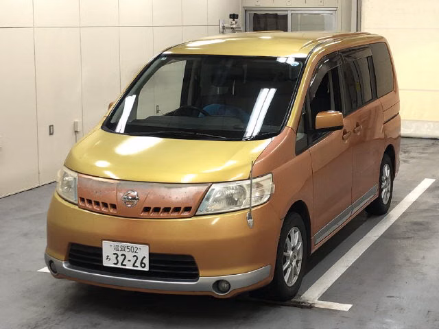 NISSAN SERENA